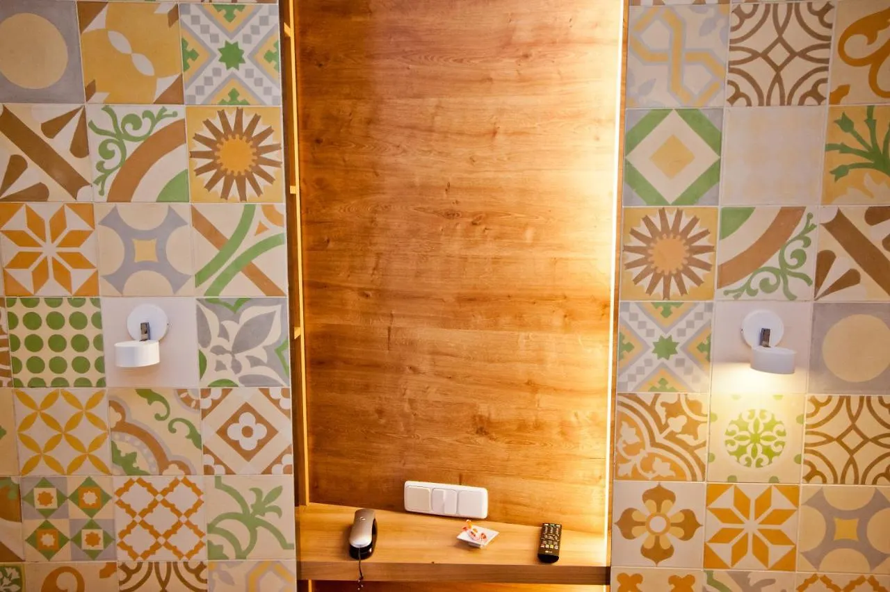 Hostal Marenostrum Barselona Konukevi